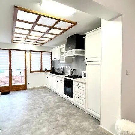 Holiday home Locathome